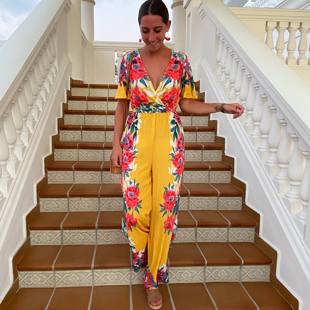 Adorable jumpsuit